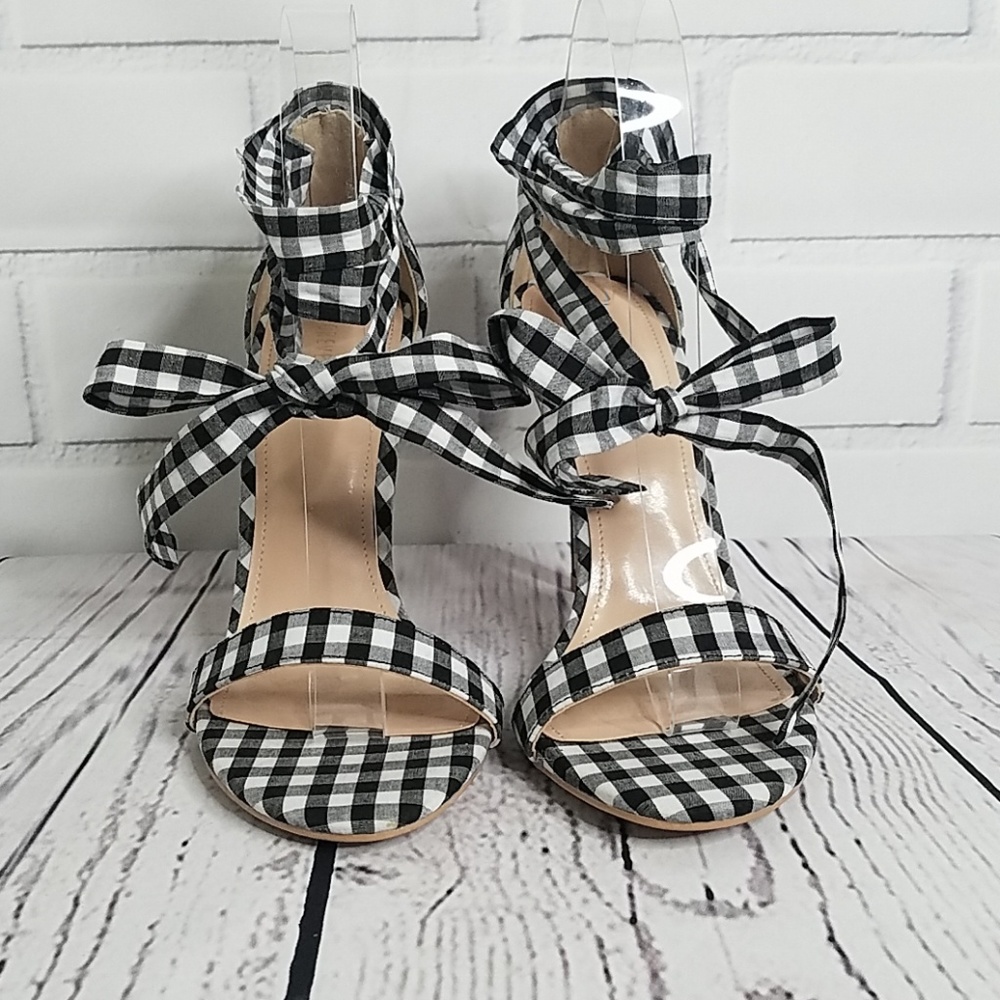 Forever 21 Heels - Picture 4 of 5